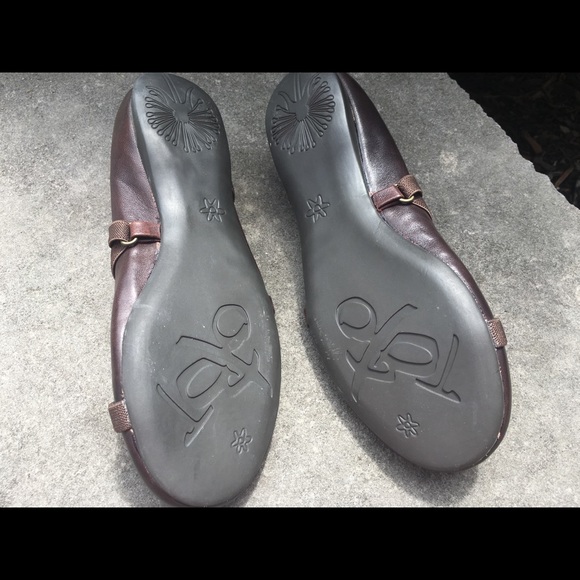 OTBT - Picture 6 of 6